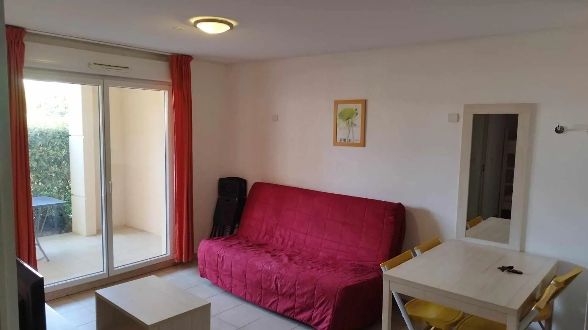 Apartment Appart Classe 3 Etoiles T2 Cabine 1-6 Pers Residence Avec Piscine - Parking Roquebrune-sur-Argens France